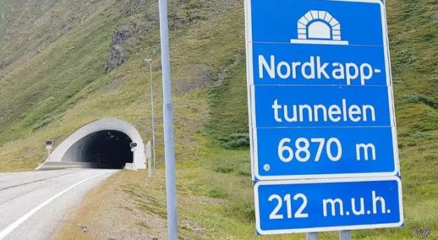 durch den 7 km langen Nordkap-Tunnel