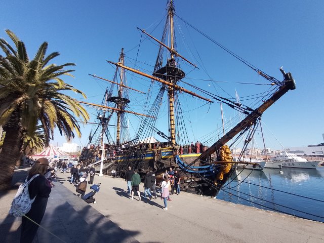 am Hafen von Barcelona