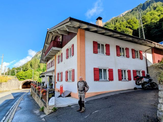 abfahrbereit vor unserer Unterkunft heute morgen