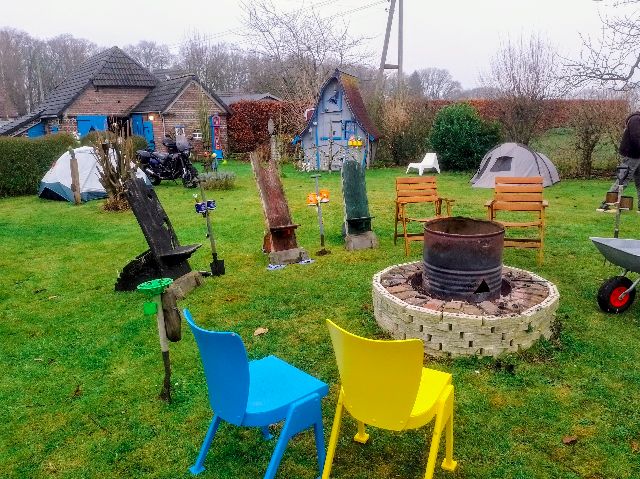 Irgendjemand hatte am Samstag Morgen tatsächlich schon alles wieder aufgeräumt.:-)