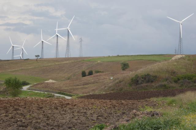 Windkraftanlagen entlang der SP30