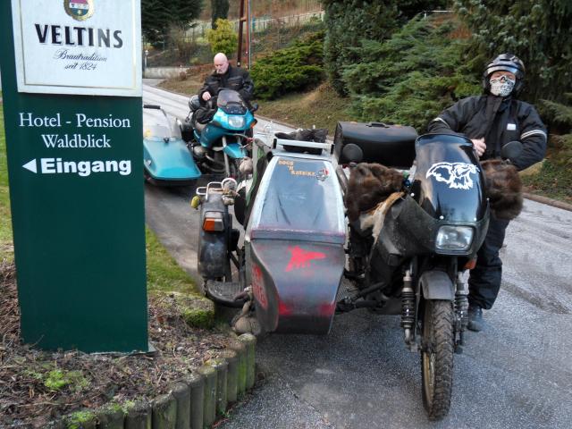 Nur ein Klick zurück zur Bildübersicht !