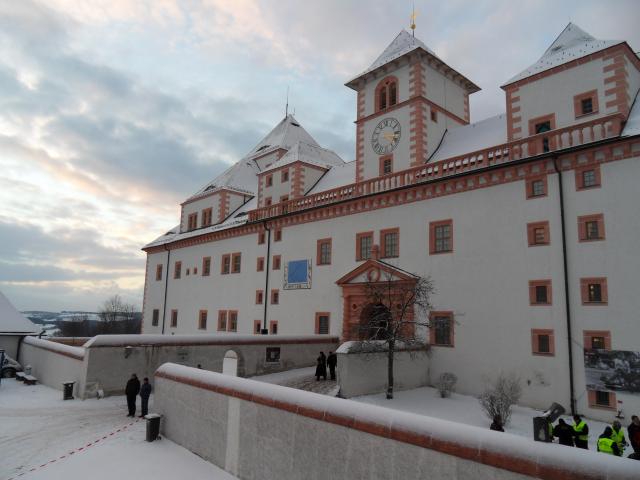 Nur ein Klick zurück zur Bildübersicht !
