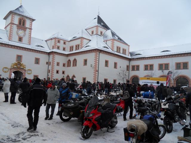 Nur ein Klick zurück zur Bildübersicht !