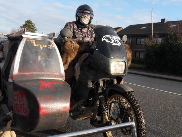 Nur ein Klick zurück zur Bildübersicht !