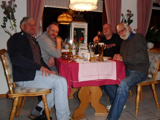 Nur ein Klick zurück zur Bildübersicht !