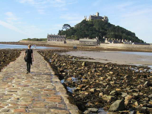 Nur ein Klick zurück zur Bildübersicht !