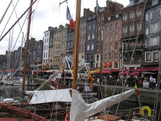 Nur ein Klick zurück zur Bildübersicht !