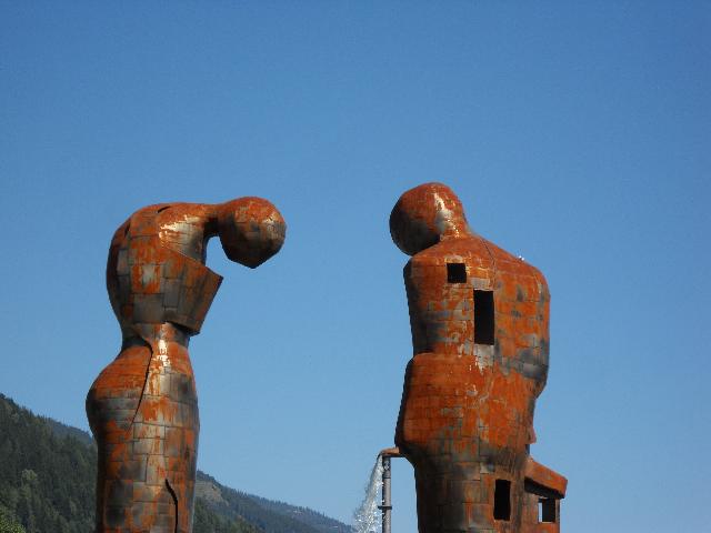 Skulpturen in Mittersil am Kreisverkehr
