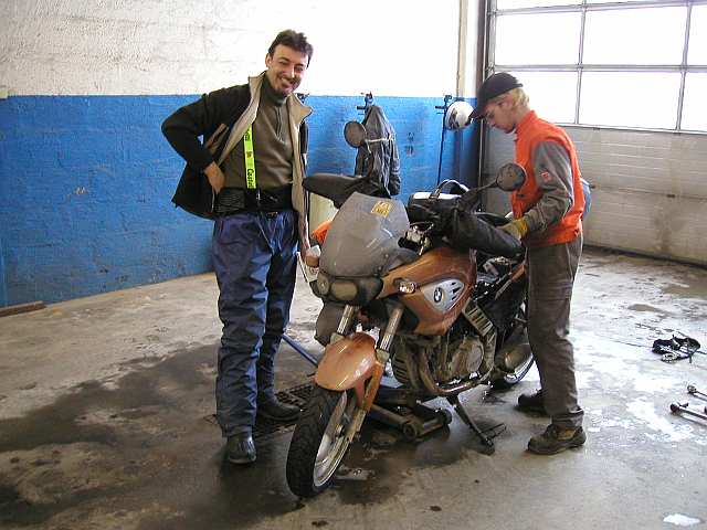 Francesco mit seiner BMW 650 CS