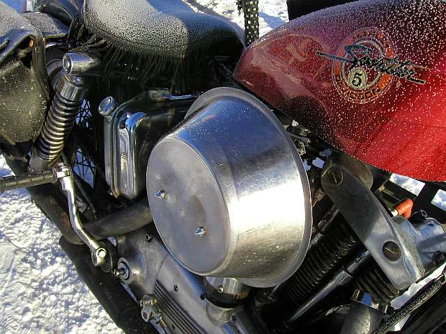 Harley-Davidson mit Bauteilen aus der Küche