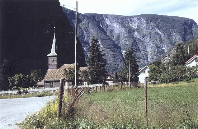 Dorf auf dem Weg nach Flam hinunter