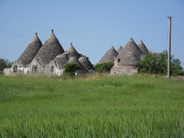 Trulli-Huser im Gebiet von Alberobello