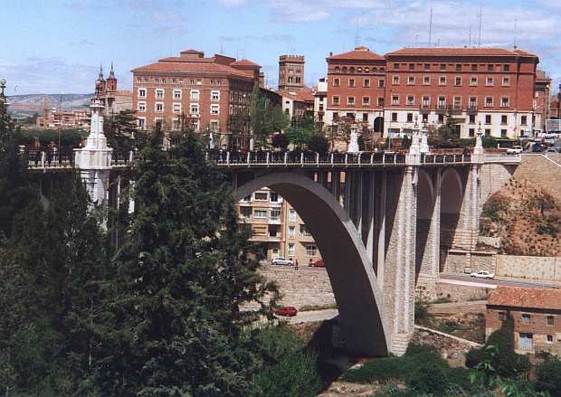 Nur ein Klick zurück zur Bildübersicht !