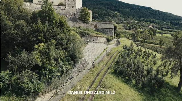 DER FILM | Ein Blick hinter die legendäre Passstraße