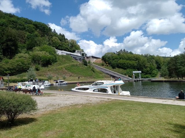am Schiffshebewerk Arzviller