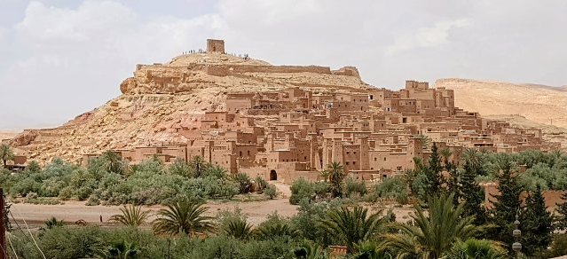 Aït-Ben-Haddou, eine Kasbah-Stadt aus Lehmbauten