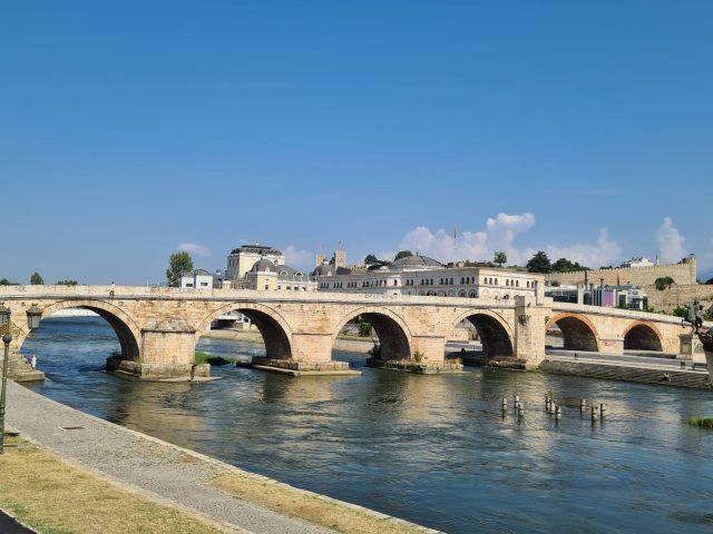 Brücke über die Vardar