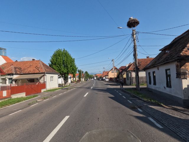 Storchennester gibt es hier in jedem Dorf.