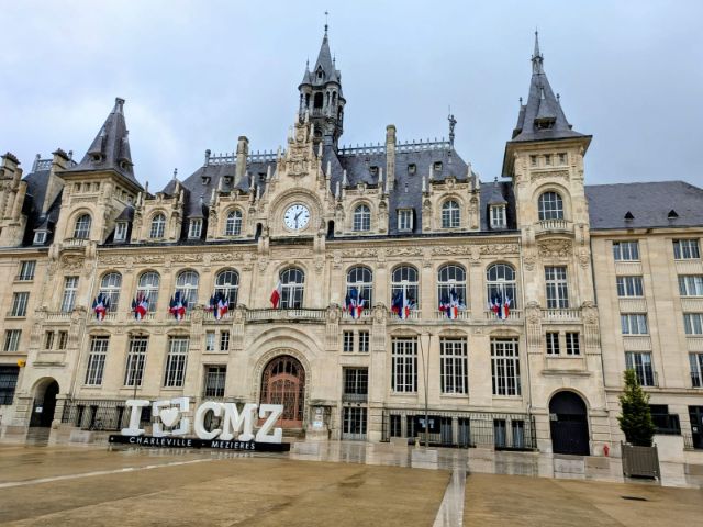 Charleville-Mzires