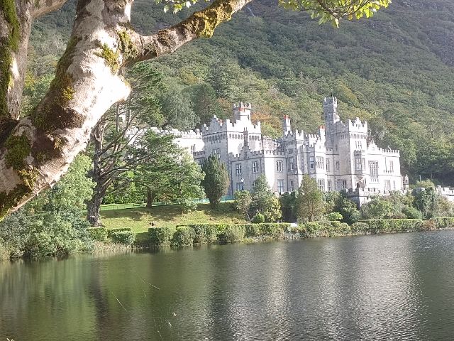 Ein Höhepunkt des Tages war der Stopp an der Kylemore Abbey.
