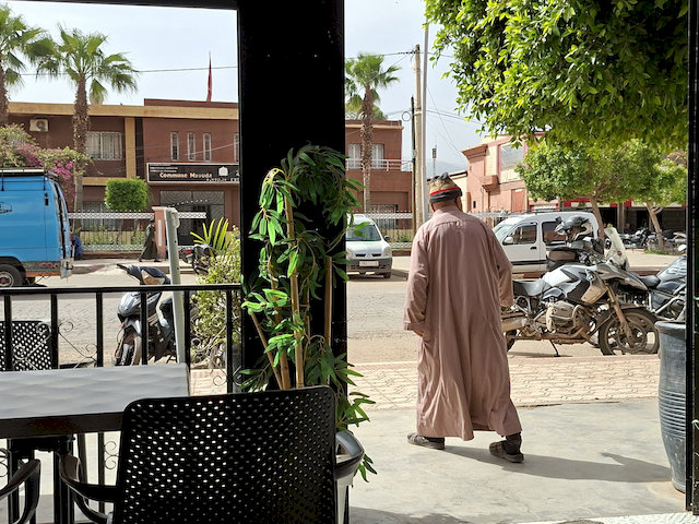 Kaffee-Pause in M 'Zouda