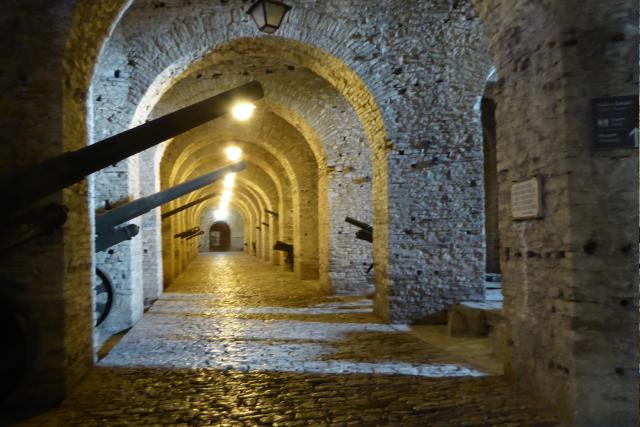 In der Burgfestung befindet sich das Nationale
Waffenmuseum
