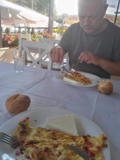 am Sonntag Morgen in Pogradec
