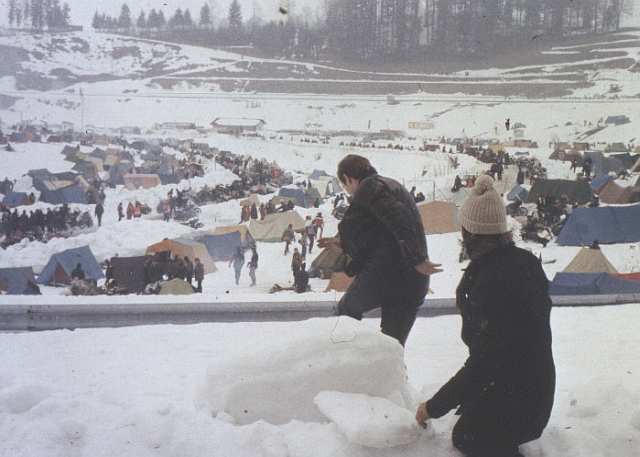 Blick auf den Salzburgring im Schnee
