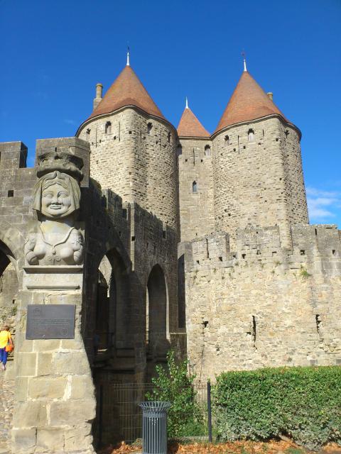 am Eingang zur Festung Carcassonne