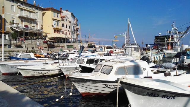 am Hafen von Mošcenicka Draga