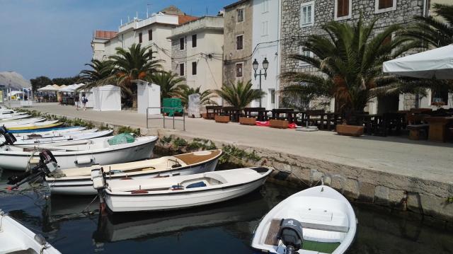Uferpromenade von Pag