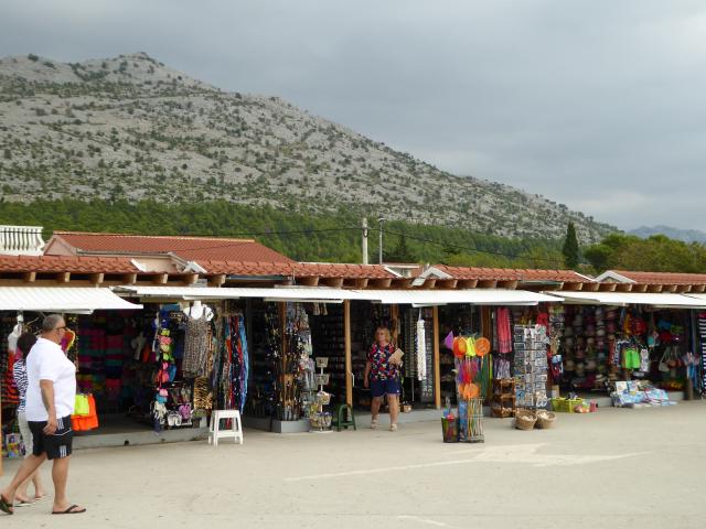 Shopping-Meile in Starigrad