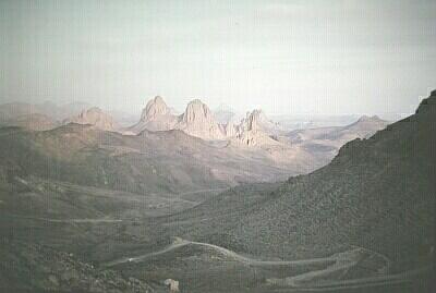 Drei Zähne im Hoggargebirge