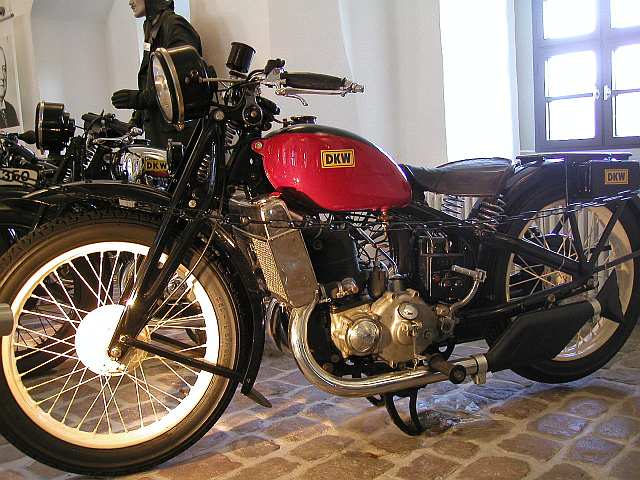 Motorradmuseum Schloss Wildeck
