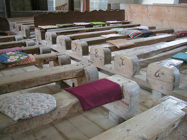 in der Kirche von Honigburg 