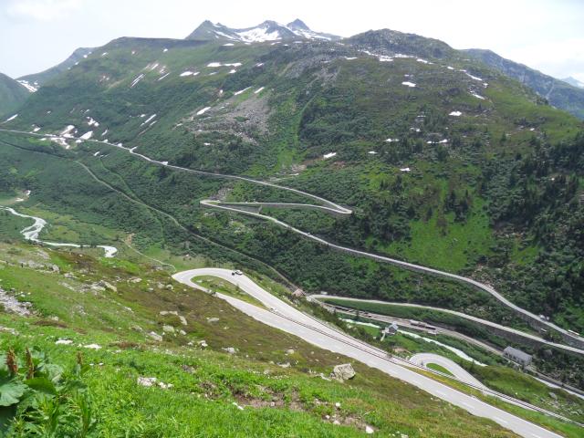 Ein Blick zurck auf dem Weg zum Grimsel-Pass