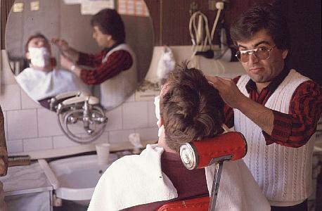 morgens beim Frisör in Karaman