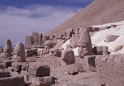 am Fuße des Grabberges