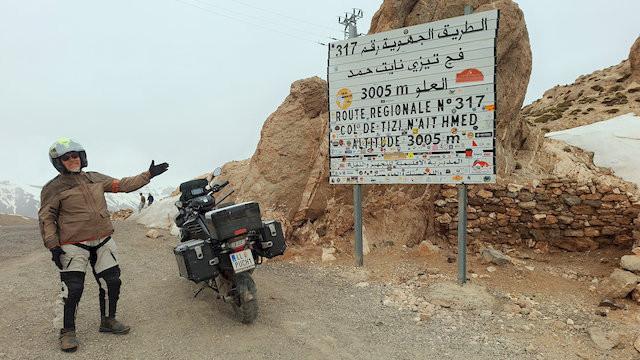 auf dem Col de Tizi N'Ait Hmed auf 3.005 m