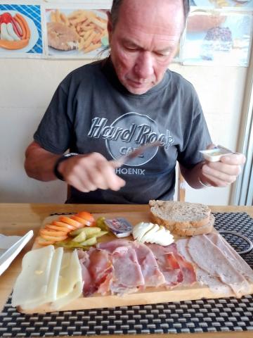 Volkmar beim deutschen Frhstck 